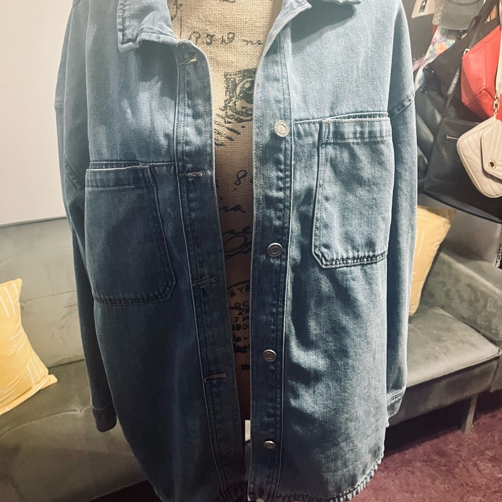 Light Wash Denim Button-Up Jacket - image 9